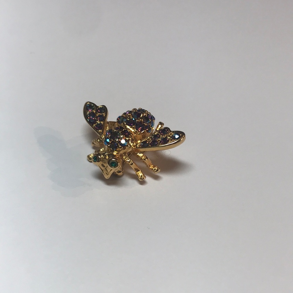 Joan Rivers gold Bee brooch aurora borealis